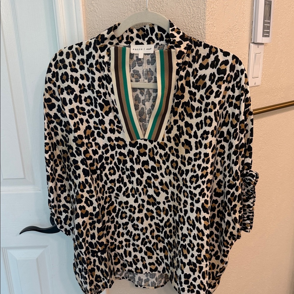 Entro brand Leopard Print Blouse with Striped Collar